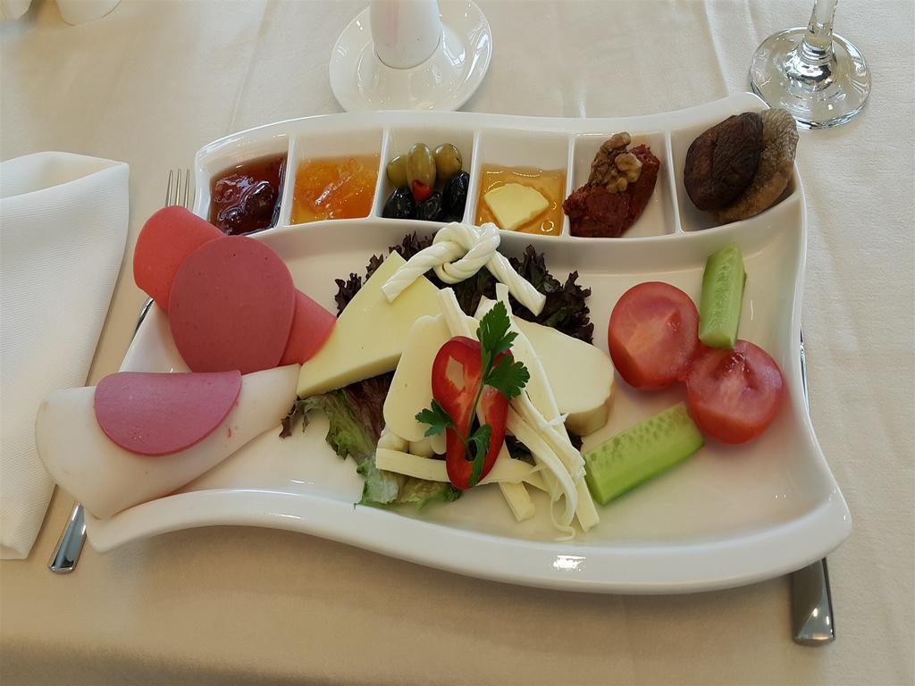 Remila Hotel Kocaeli Eksteriør billede